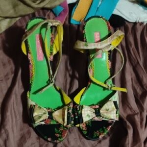 Betsey Johnson Floral Bow Sandals in Green, Black and Yellow